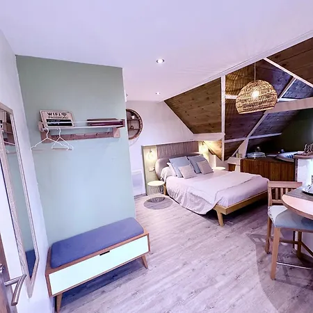 Escale En Avesnois Bed and Breakfast
