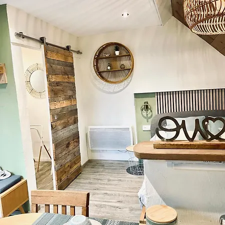Bed and Breakfast Escale En Avesnois