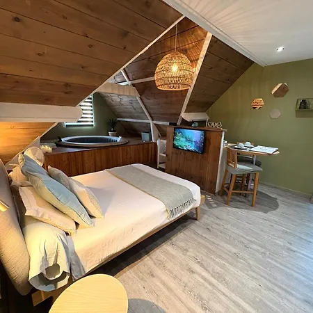 Bed and Breakfast Escale En Avesnois 3*